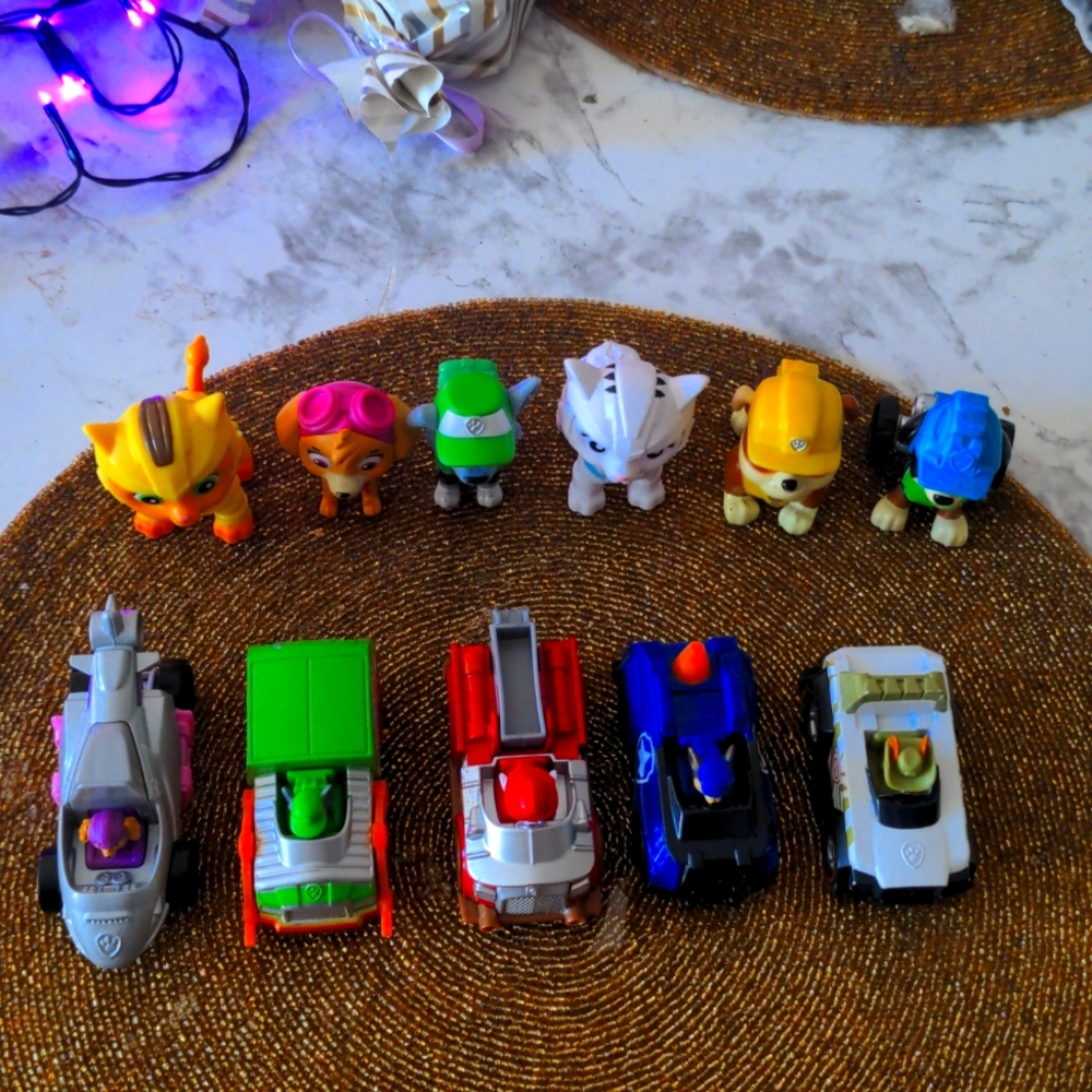 Paw patrol set for sale